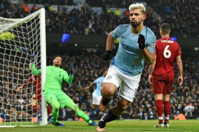 danger looms for man city liverpool in titanic title race