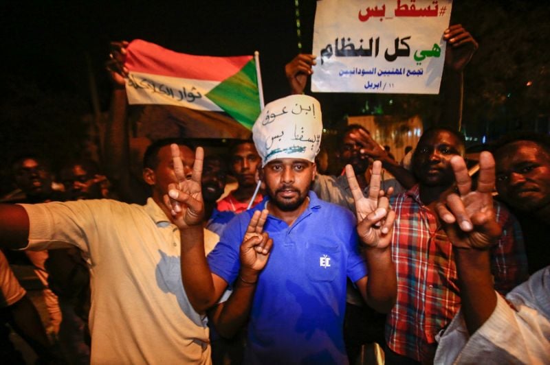 sudanese protesters rallied against the new military council in khartoum on thursday evening despite army warnings it would enforce a curfew photo afp