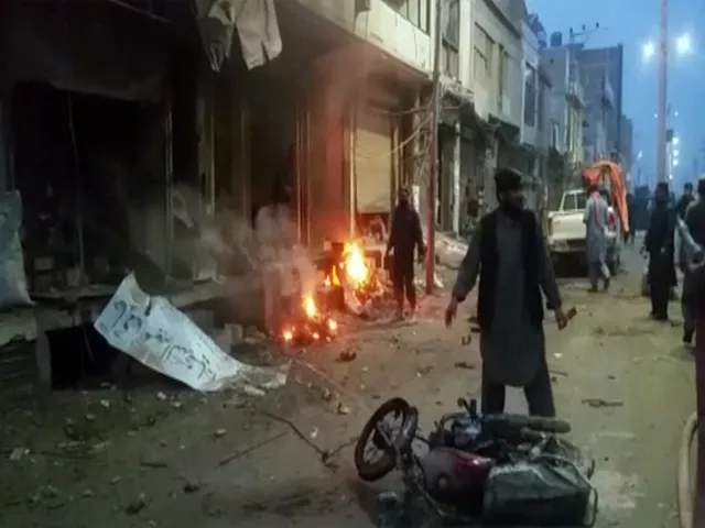 initial reports suggested that a powerful explosion took place at palestine chowk of the balochistan town screengrab initial reports suggested that a powerful explosion took place at palestine chowk of the balochistan town screengrab