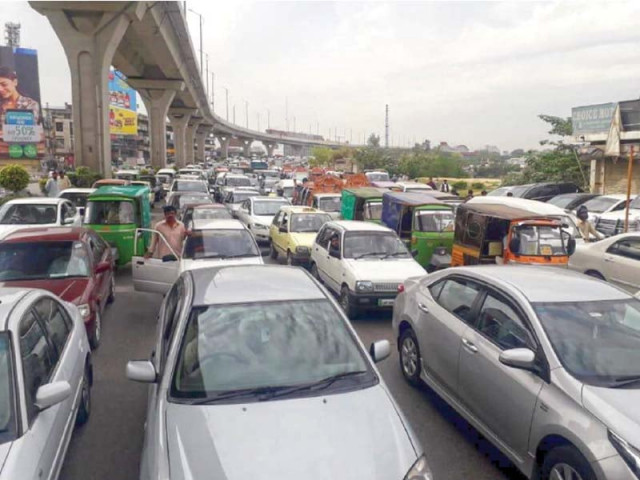 a traffic jam in rawalpindi on friday afternoon photo agha mehroz express