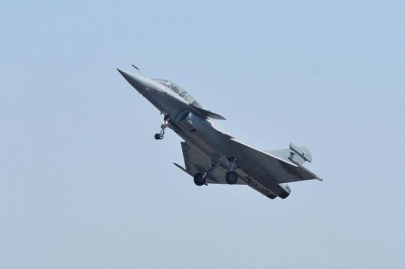 france waived taxes for indian run firm during fighter jet deal report france waived taxes for indian run firm during fighter jet deal report