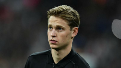 ajax midfielder de jong may miss juventus tie ajax midfielder de jong may miss juventus tie