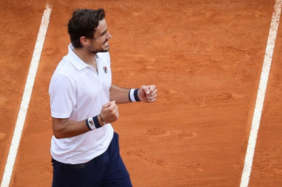 pella pounds cilic for monte carlo upset win