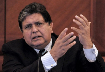 facing arrest former peru president kills self facing arrest former peru president kills self