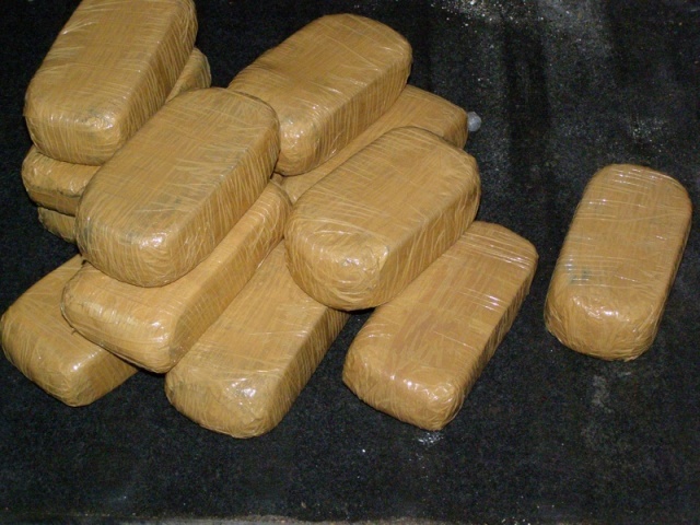 bulgaria seizes 288 kilos of heroin in truck from iran
