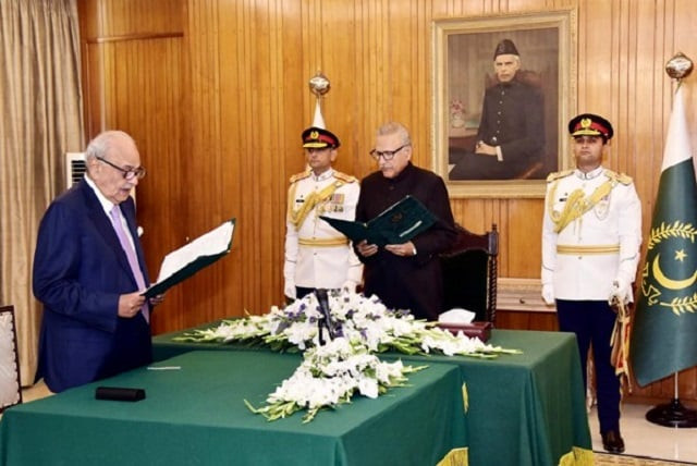president dr arif alvi administering the oath of office to brig retd ijaz ahmad shah at the aiwan e sadr islamabad on april 02 2019 representational image photo app president dr arif alvi administering the oath of office to brig retd ijaz ahmad shah at the aiwan e sadr islamabad on april 02 2019 representational image photo app