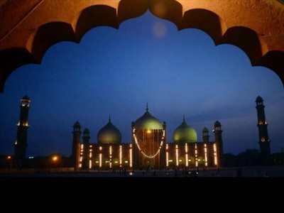 nation observes shab e barat with religious fervour