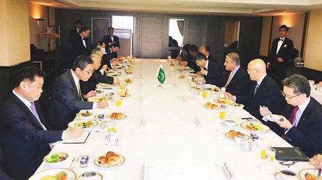 foreign minister who is in japan on a three day official visit interacts with intellectuals and business community photo courtesy radio pakistan