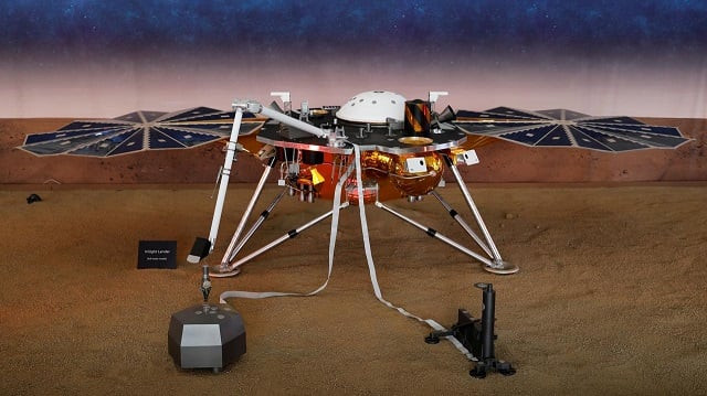a life size model of the spaceship insight nasa 039 s first robotic lander dedicated to studying the deep interior of mars is shown at jpl photo reuters a life size model of the spaceship insight nasa 039 s first robotic lander dedicated to studying the deep interior of mars is shown at jpl photo reuters