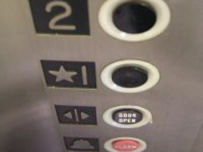 elevator collapses killing 11 at china work site elevator collapses killing 11 at china work site