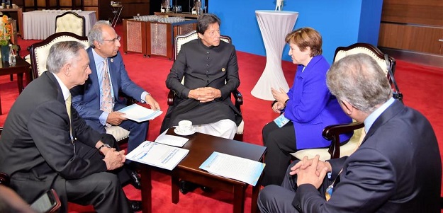 pm imran khan meets world bank ceo kristalina georgieva on the sidelines of the second belt and road forum in beijing photo radio pakistan