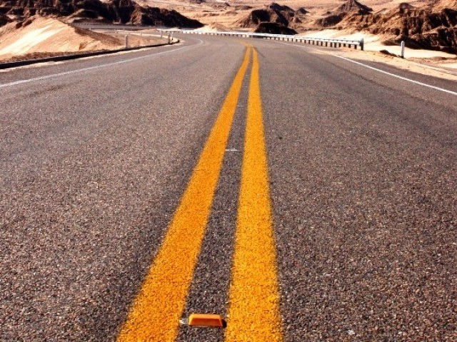 construction of indus highway delayed amid centre sindh row