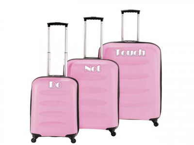 i am a woman and i can carry my own luggage thank you i am a woman and i can carry my own luggage thank you