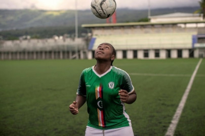 women s football team takes on sexism in comoros women s football team takes on sexism in comoros