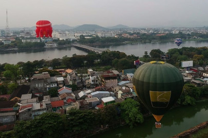 flying high vietnam hot air balloon fest woos enthusiasts flying high vietnam hot air balloon fest woos enthusiasts