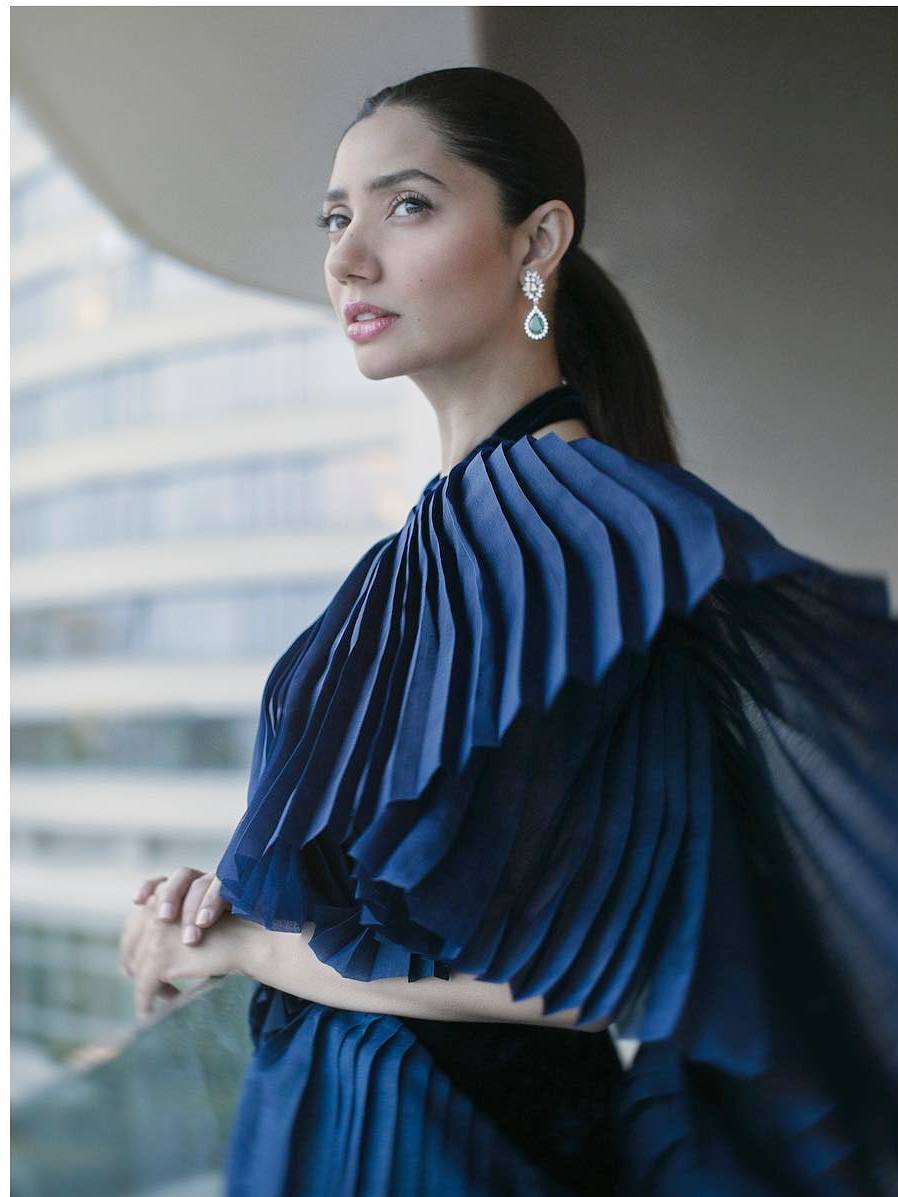 photo instagram mahira khan