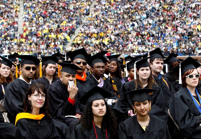 american students pledge future salary to avoid debt