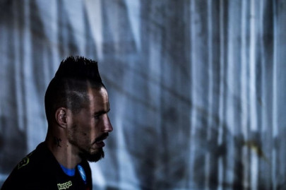 hamsik struggling to adapt to chinese football hamsik struggling to adapt to chinese football