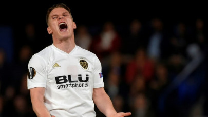 gameiro to torment arsenal in emery reunion gameiro to torment arsenal in emery reunion