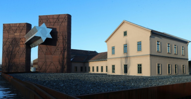 hungarian and international academics including from the yad vashem holocaust museum in jerusalem resigned from an advisory board over the distorted concept for the budapest site photo afp hungarian and international academics including from the yad vashem holocaust museum in jerusalem resigned from an advisory board over the distorted concept for the budapest site photo afp