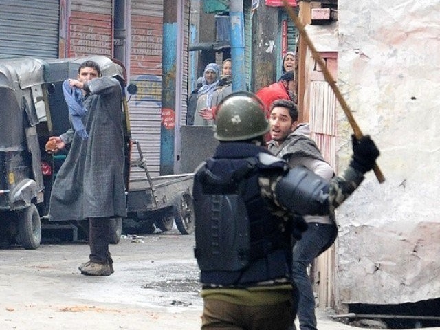 indian troops torture iok prayer leader without provocation