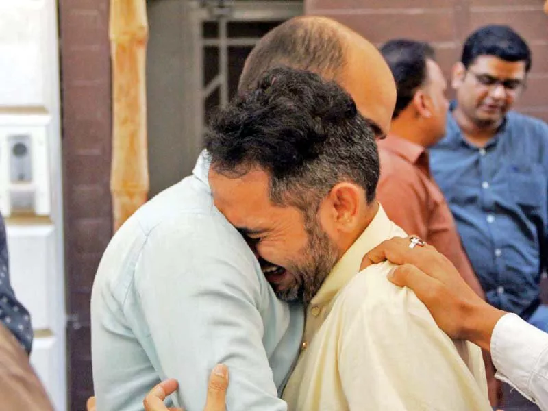 nashwa s father qaiser ali announces to approach the supreme court against the de sealing of the darul rehat hospital photo online nashwa s father qaiser ali announces to approach the supreme court against the de sealing of the darul rehat hospital photo online