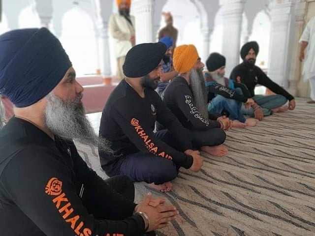 six member group from canada is touring world to spread guru s message of love peace and humanity photo express six member group from canada is touring world to spread guru s message of love peace and humanity photo express