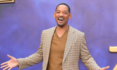will smith opens up about playing genie after robin williams in new aladdin
