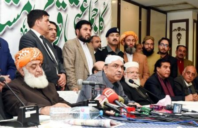 jui f chief maulana fazlur rehman ppp co chairman asif ali zardari and other leaders during all parties kashmir conference in islamabad photo ppi jui f chief maulana fazlur rehman ppp co chairman asif ali zardari and other leaders during all parties kashmir conference in islamabad photo ppi