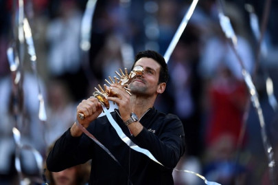djokovic wins third madrid title 33rd masters