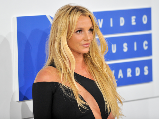 britney spears may never perform live again manager says