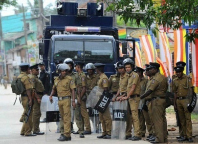sri lanka forces on patrol after anti muslim riots