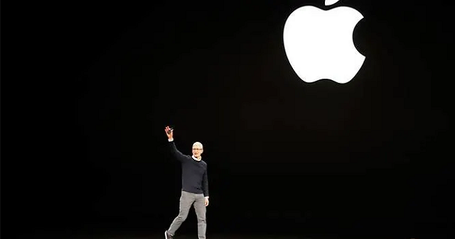 tim cook ceo of apple waves to attendees during an apple special event at the steve jobs theater in cupertino california us march 25 2019 photo reuters tim cook ceo of apple waves to attendees during an apple special event at the steve jobs theater in cupertino california us march 25 2019 photo reuters