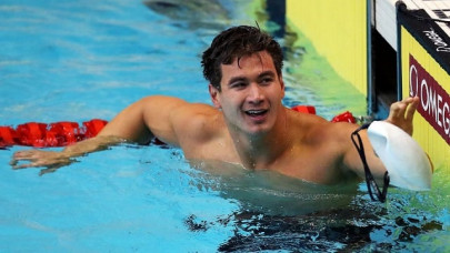 us olympic swimmer returns to compete after cancer fight