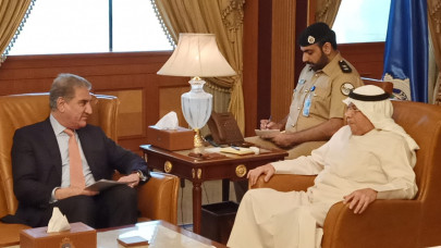 pakistan ready to help de escalate regional tension fm