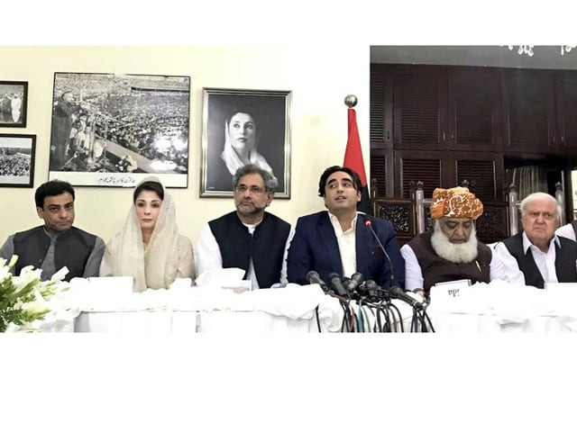 joint press conference at zardari house in islamabad photo pml n twitter joint press conference at zardari house in islamabad photo pml n twitter