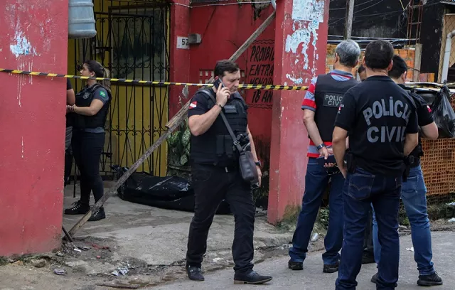 police detains one of the attackers while others managed to escape photo afp police detains one of the attackers while others managed to escape photo afp