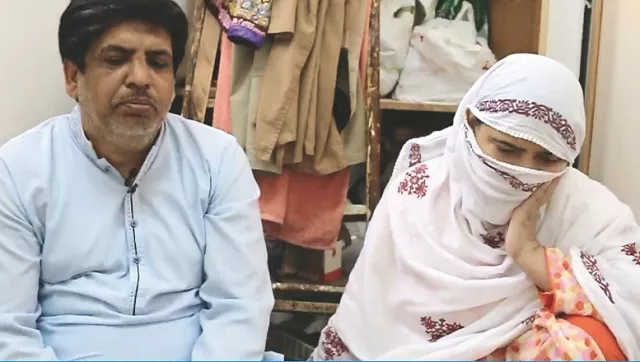 pakistani man with his wife and four living in dire circumstances following alleged scam photo khaleej times pakistani man with his wife and four living in dire circumstances following alleged scam photo khaleej times