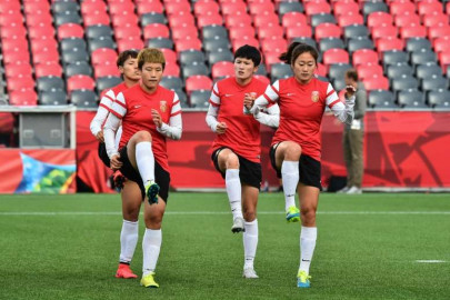 women s world cup coach dares china to dream big women s world cup coach dares china to dream big