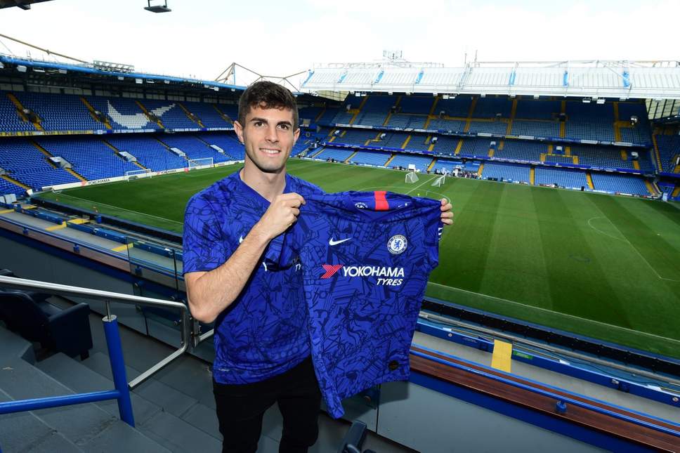 pulisic who scored four times in 20 league appearances last season for dortmund who finished as runners up to bayern munich said he wanted to inspire young american footballers photo courtesy chelsea twitter