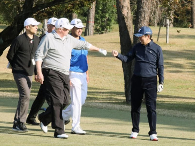 eyeing decent trade terms japan pm abe woos golf buddy us president trump eyeing decent trade terms japan pm abe woos golf buddy us president trump