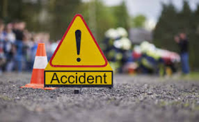 woman dies as train rams into vehicles woman dies as train rams into vehicles