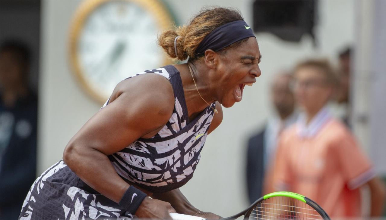 the american who is attempting to equal margaret court 039 s all time record of 24 grand slam titles racked up her 800th career main draw win with her victory in front of a half full court philippe chatrier photo afp