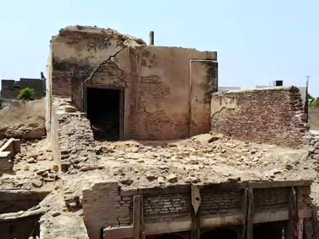 two storey historic building reportedly has no ties to guru nanak devji photo express two storey historic building reportedly has no ties to guru nanak devji photo express