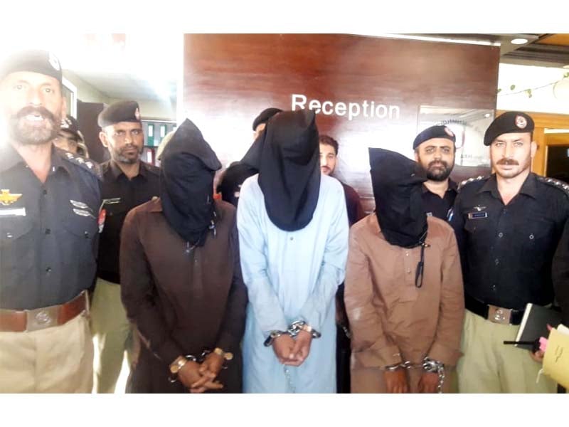 haripur police present the three suspects involved in the murder of 7 year old boy before the media photo express