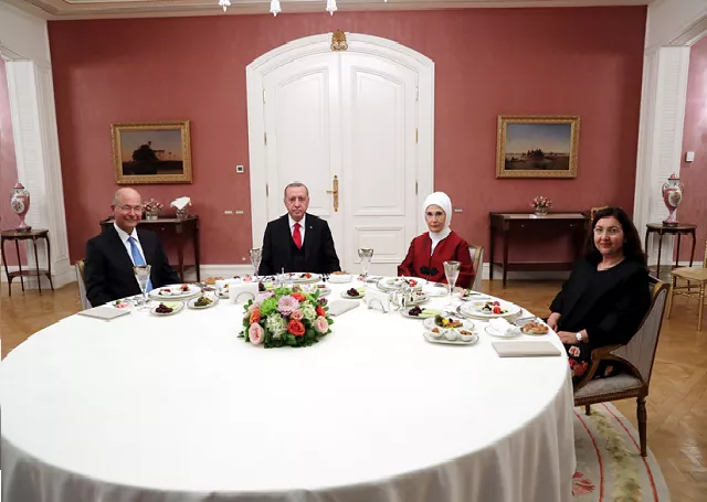 a picture on the turkish presidency 039 s official website showed erdogan and iraqi president barham saleh gathering around a round table together with their wives photo www tccb gov tr a picture on the turkish presidency 039 s official website showed erdogan and iraqi president barham saleh gathering around a round table together with their wives photo www tccb gov tr