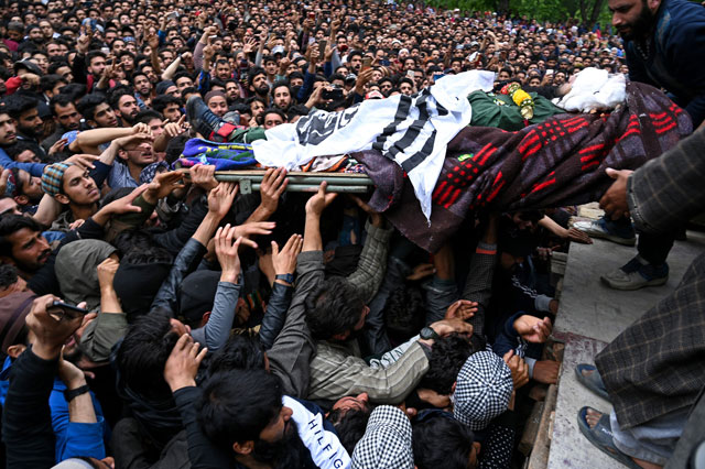 Eight Kashmiris martyred in IIOJK