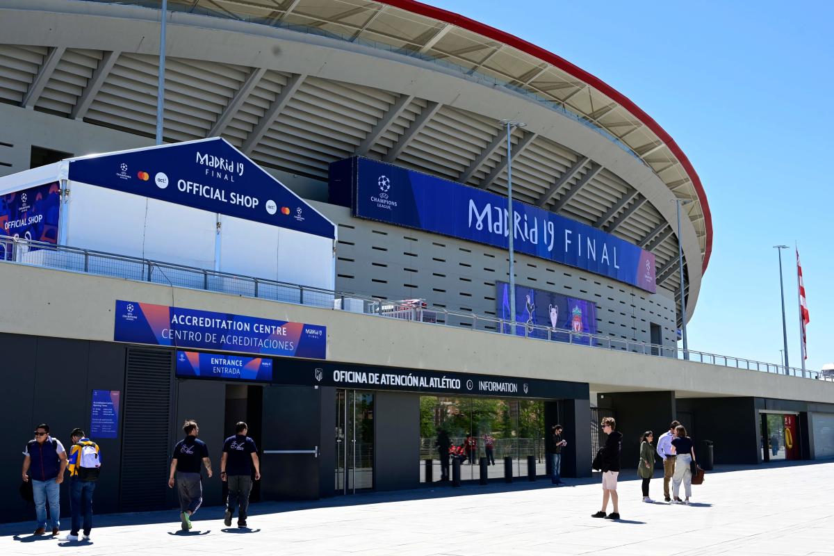 with spain 039 s terror alert set at its second highest level spanish authorities have also banned trucks weighing over 3 5 tonnes from driving near the wanda metropolitano stadium which will host the match between liverpool and tottenham deemed quot high risk quot photo afp