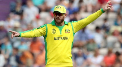 australia sweat on warner fitness ahead of opener