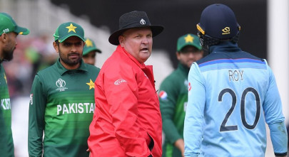 three players fined following pakistan england world cup match